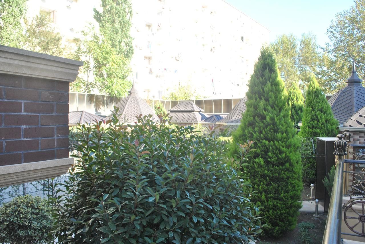 Отель Manor Hotel Баку