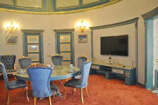 Отель Manor Hotel Баку Апартаменты с 3 спальнями-11